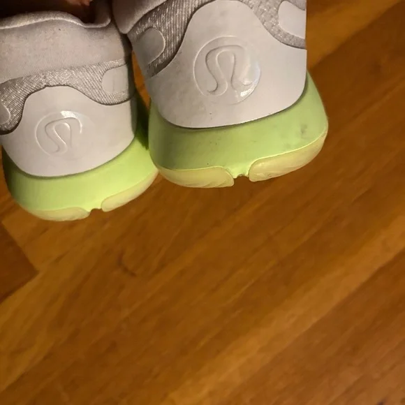 Lululemon Strongfeel Women's Training Shoe - Picture 5 of 10
